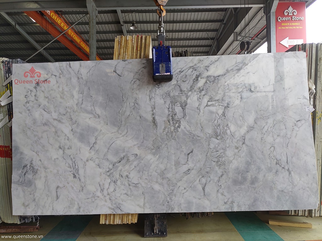 đá trắng vân mây